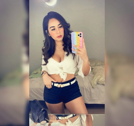 Julieta De Santos perfect model pics