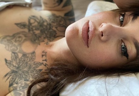 rixrin hot actress archive