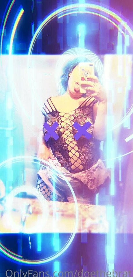 doethebrat exclusive star pics