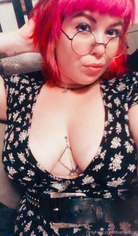 doethebrat top star img