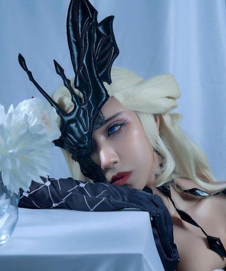 Refeen top model galleries