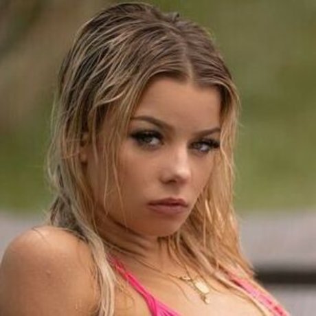 Eliza Lucas star pretty images