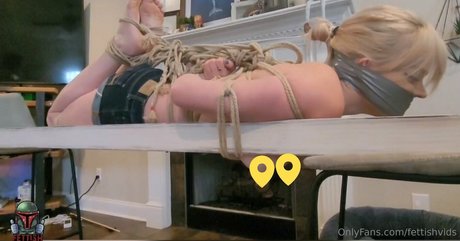 fettishvids free model galleries