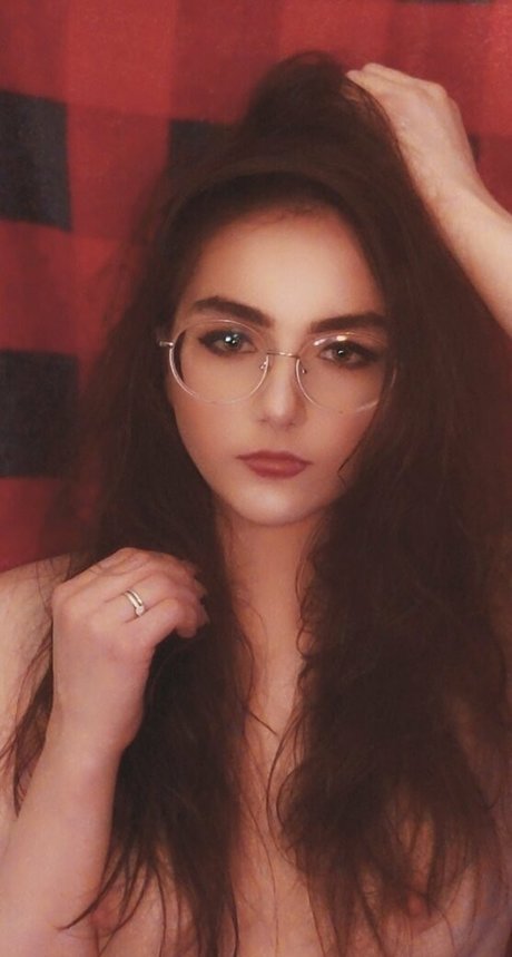 aevimari model porn img