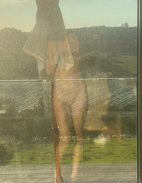 littlekatiepai naked star photo