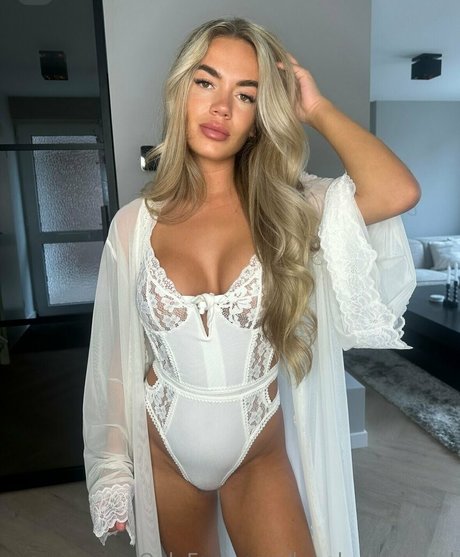 lunalust official perfect actress gallery