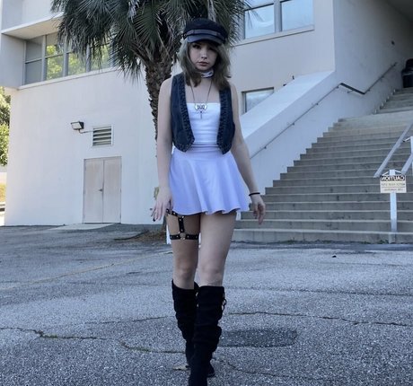 yourluvrgrl pornstar free picture