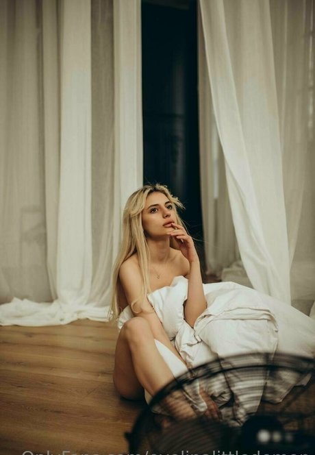 evelinalittledemon porn star archive