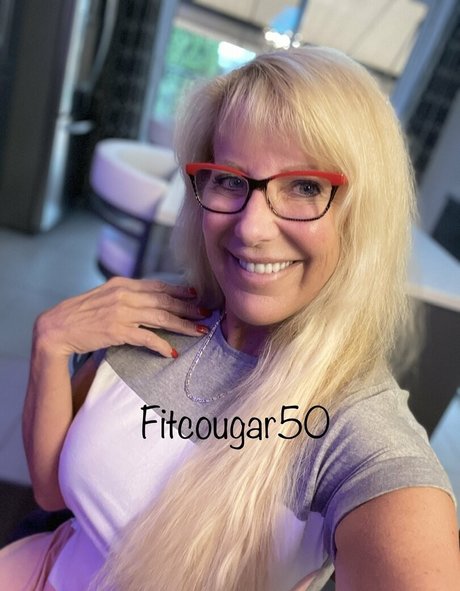 fitcougar 50 naked model pic