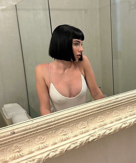 Chloe Hodgson hd pornstar pic