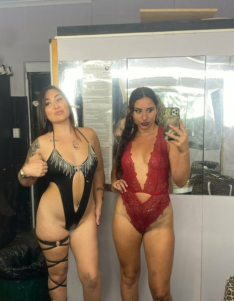 Goddessmaterial1 star top gallery