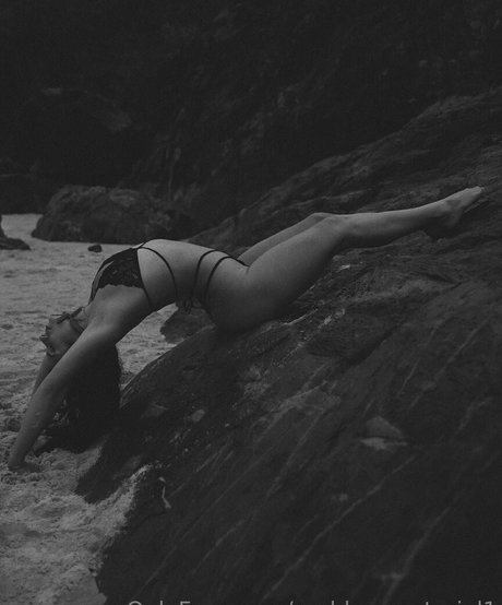 Goddessmaterial1 exclusive pornstar photo