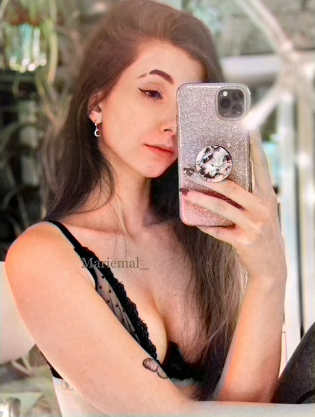 basostream erotic star photo