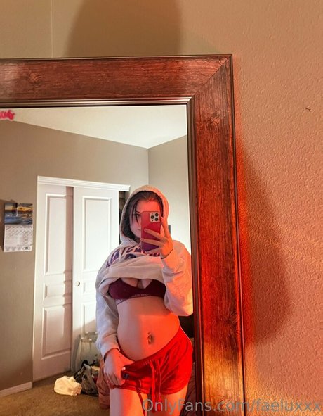 faeluxxx art actress picture