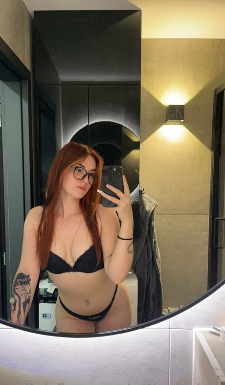 cutiepieelain naked model pics