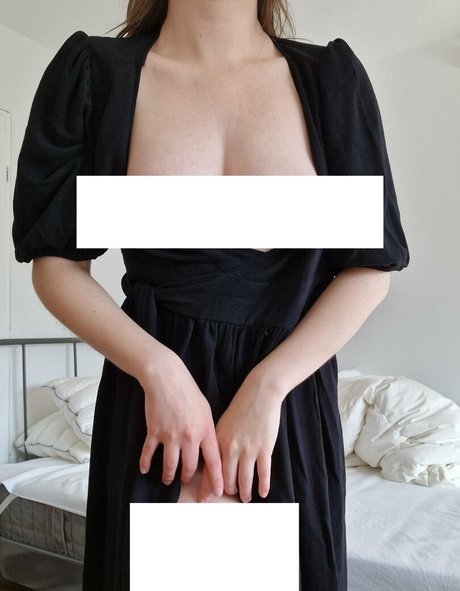 favlibrarian model hot images