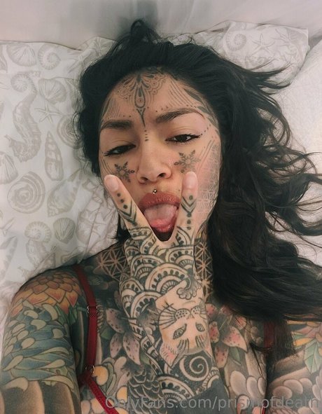 prismofdeath erotic star img