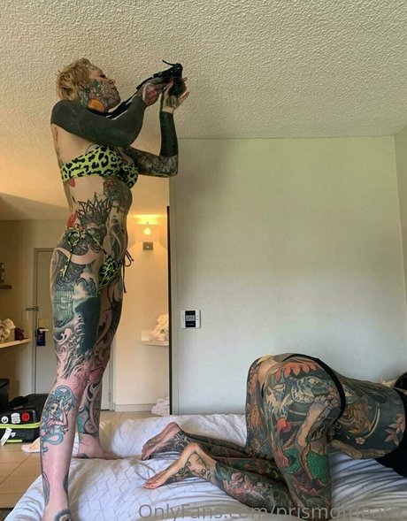 prismofdeath star naked img