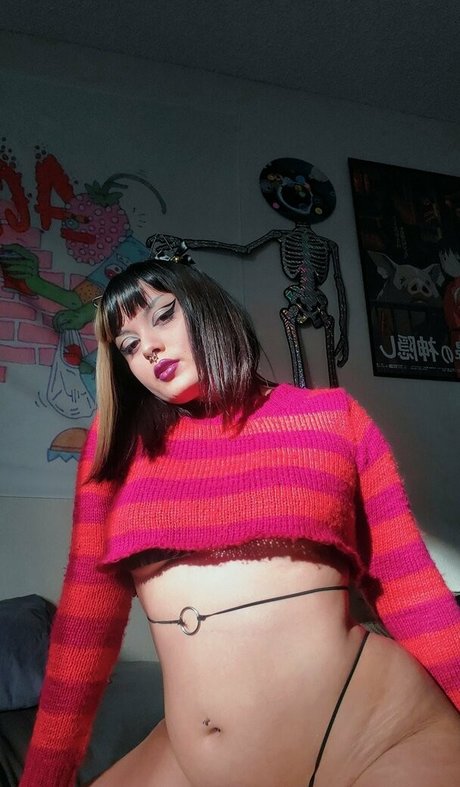 witchhunny pornstar top photos