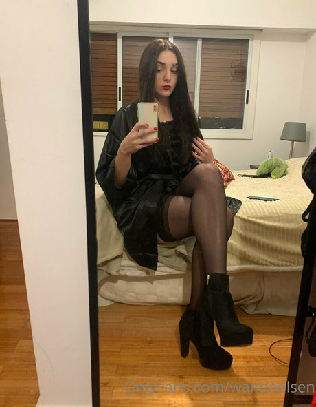 wandaolsen nudes pornstar image