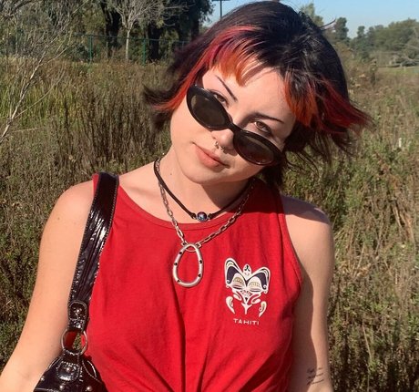 Paris Sun star high quality image