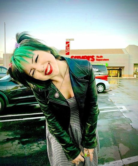 Paris Sun sex star archive