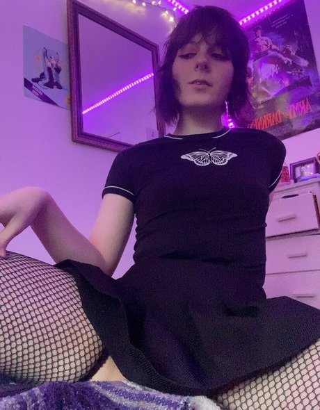 Ghostlovecraft model art gallery