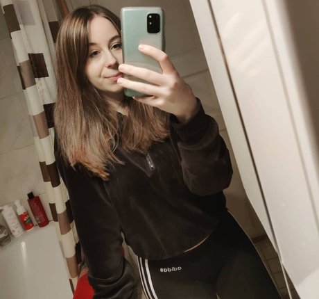 actuallyalisa best star picture