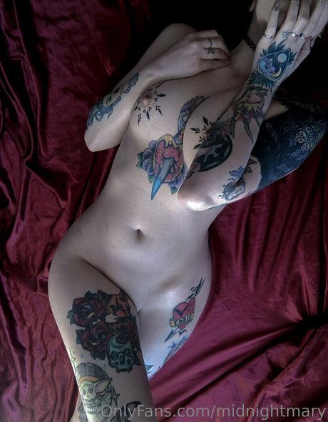 Midnight Mary pornstar galleries