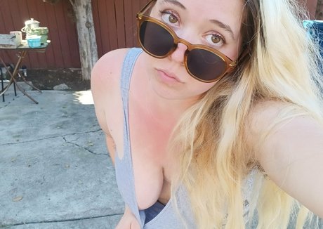 unapologeticallynick pornstar erotic image