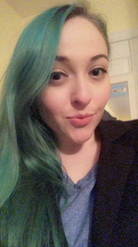 lunafayefree nude pornstar pic