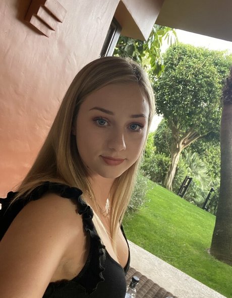 kayklou exclusive actress galleries