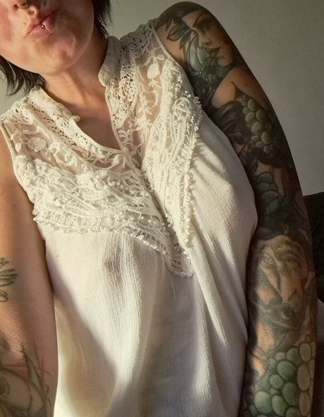 Bibis secrets adult model galleries