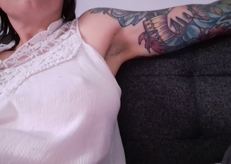 Bibis secrets pretty actress image