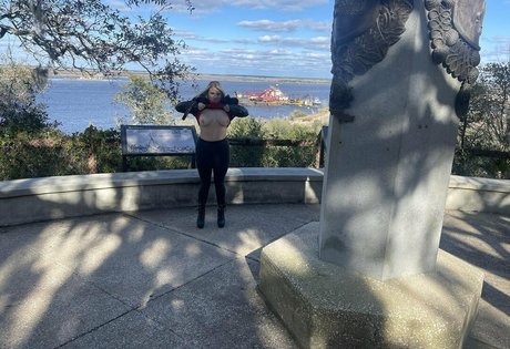 Vixen Jane model free pic