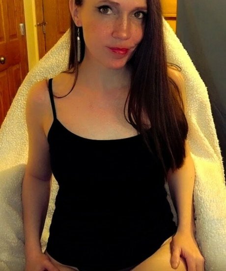 Molly Nova model sexy images