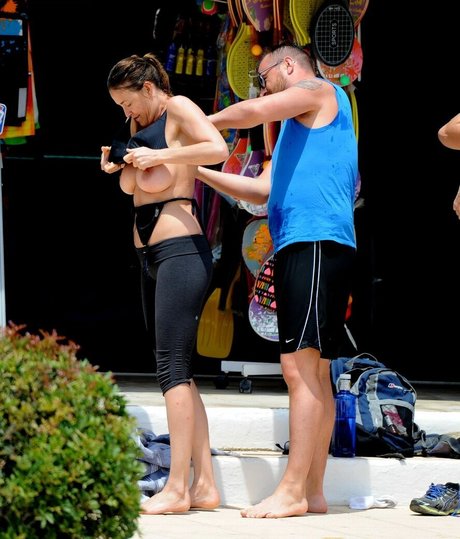 Lisa Snowdon star erotic image