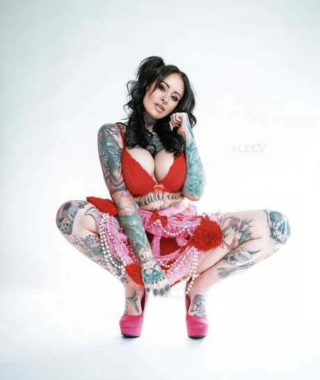 missamberjohnson perfect model photo