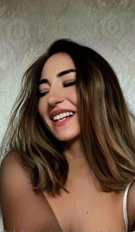 emilyon star pornographic picture