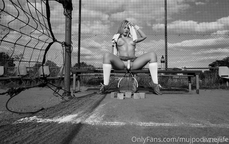 mujpodivnejlife pretty model pic