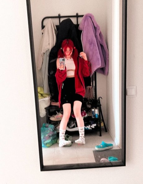 Flaffyx exclusive model images