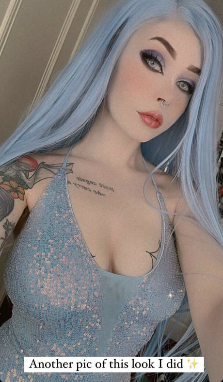 Ember Wolf model hd image