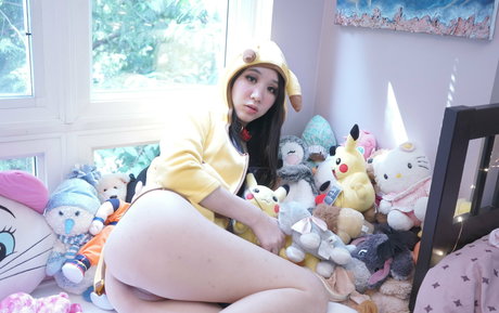 Alizezaide model sexy archive