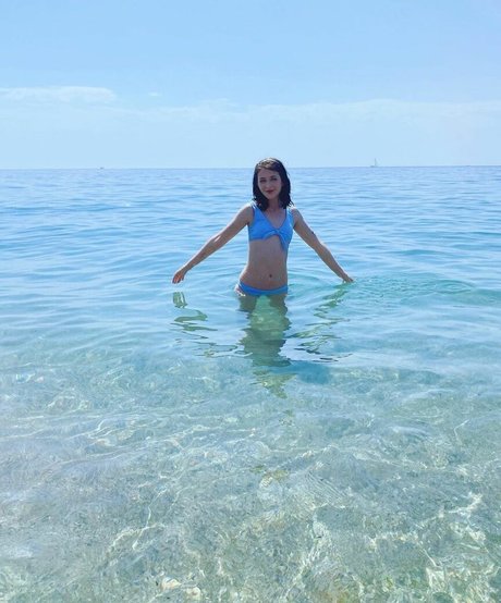 Connie Glynn sexy star archive