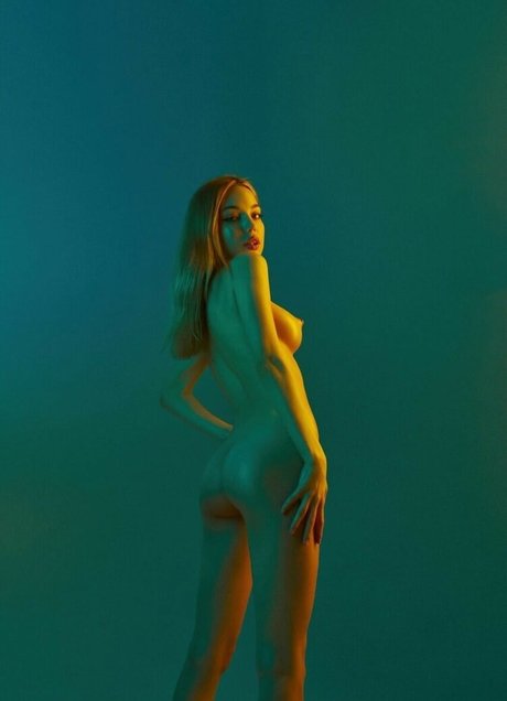 Kootovva pornographic model galleries