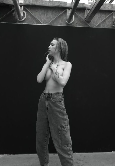 Kootovva star naked photo