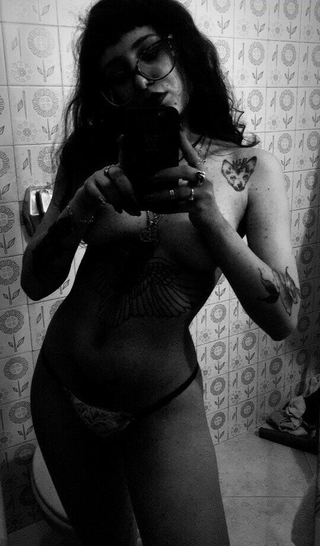 betinices star sex images