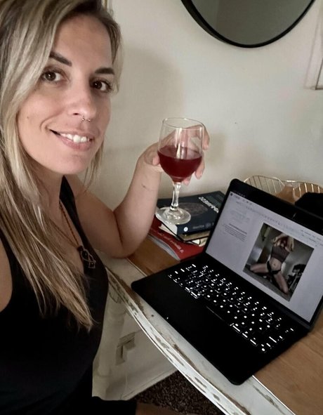 ThefruitsofEve porn actress pic