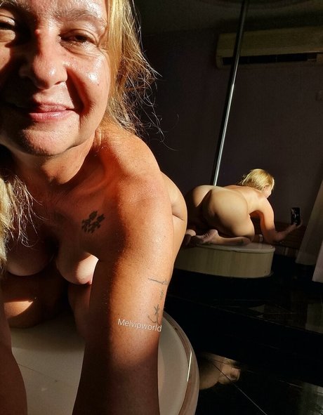 SexxyMels pretty pornstar archive