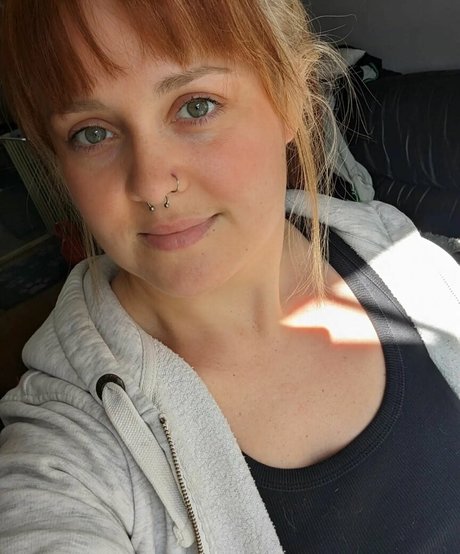 constanceflame pornographic actress pictures